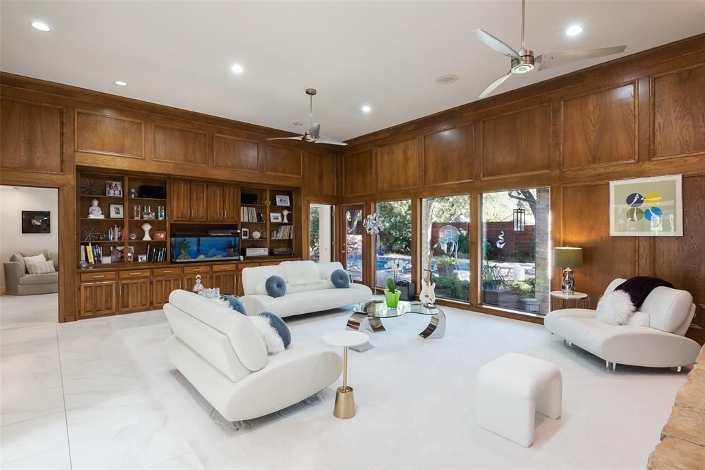 9227 Moss Haven Drive