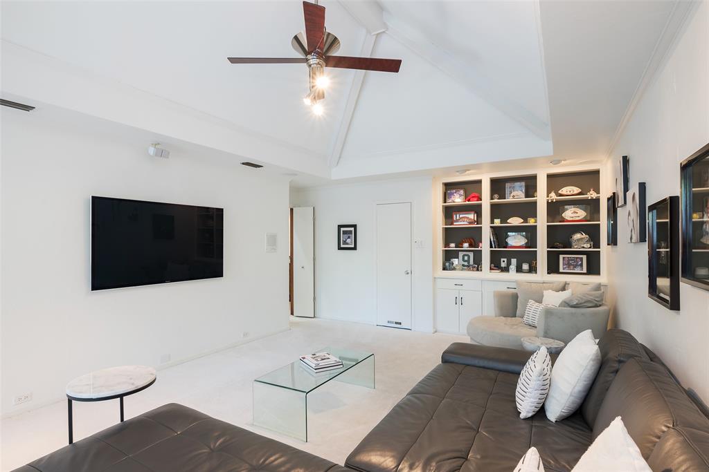 9227 Moss Haven Drive