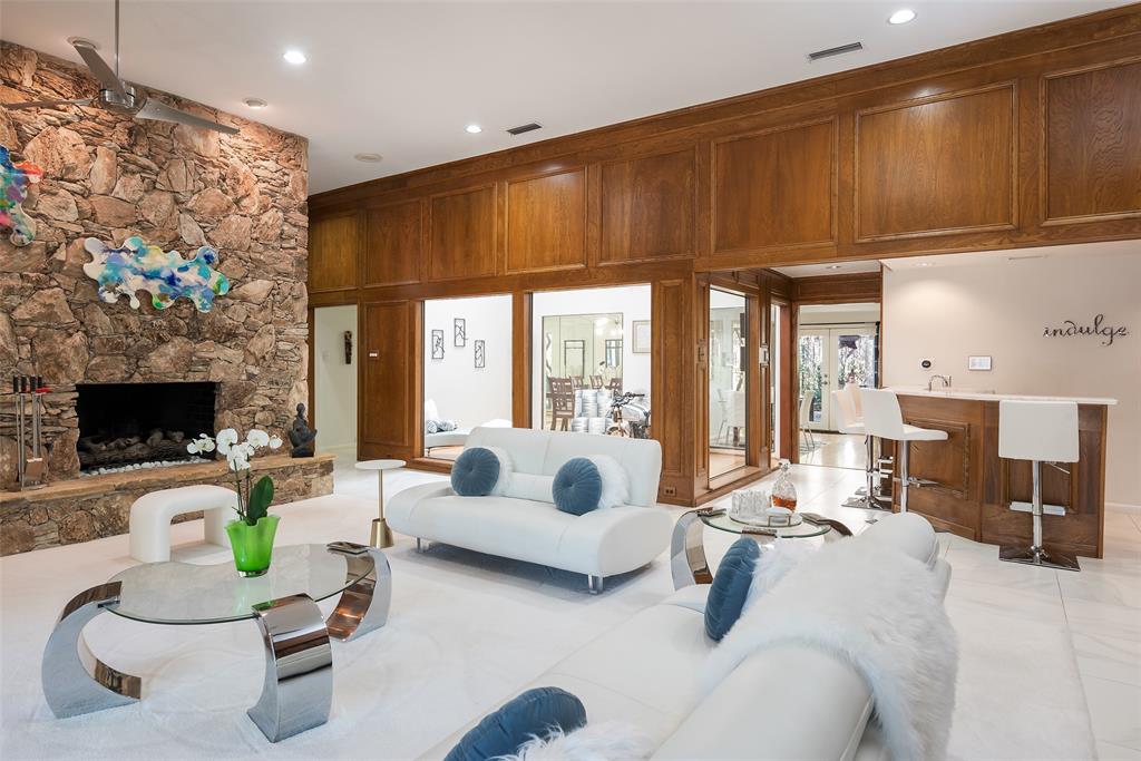 9227 Moss Haven Drive