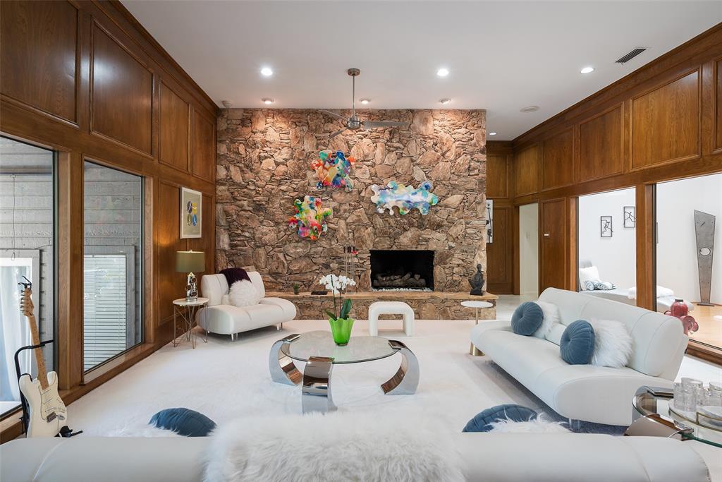 9227 Moss Haven Drive