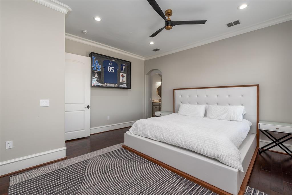 6675 Mediterranean Drive, #3404