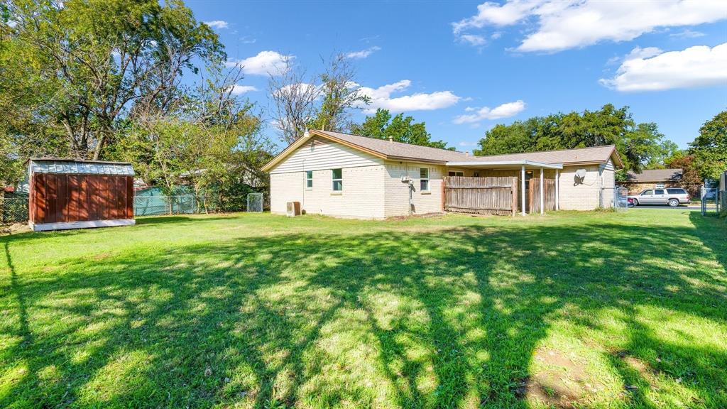 717 Meadowview Drive