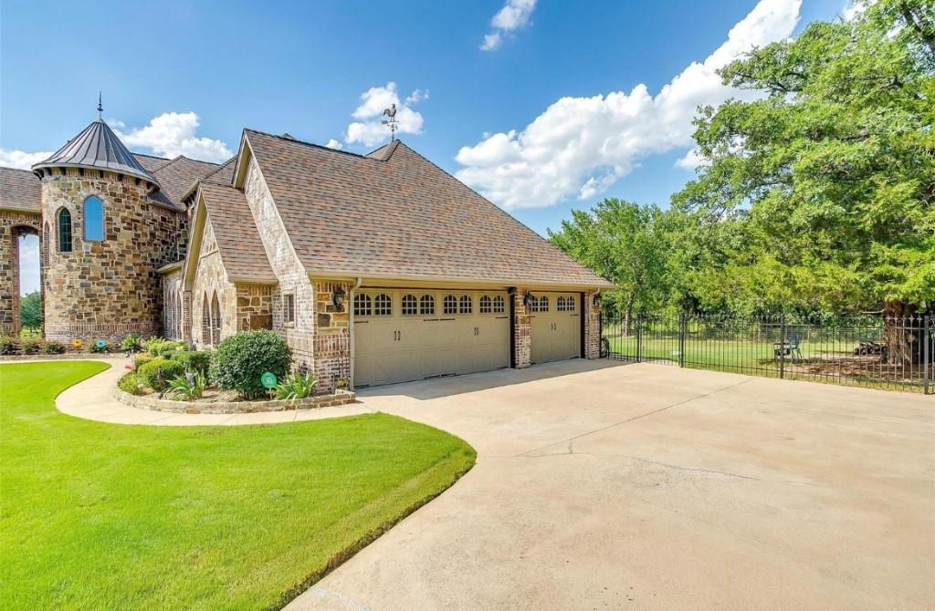 3417 Enchanted Acres Drive