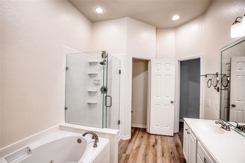 11505 Clover Knoll Drive