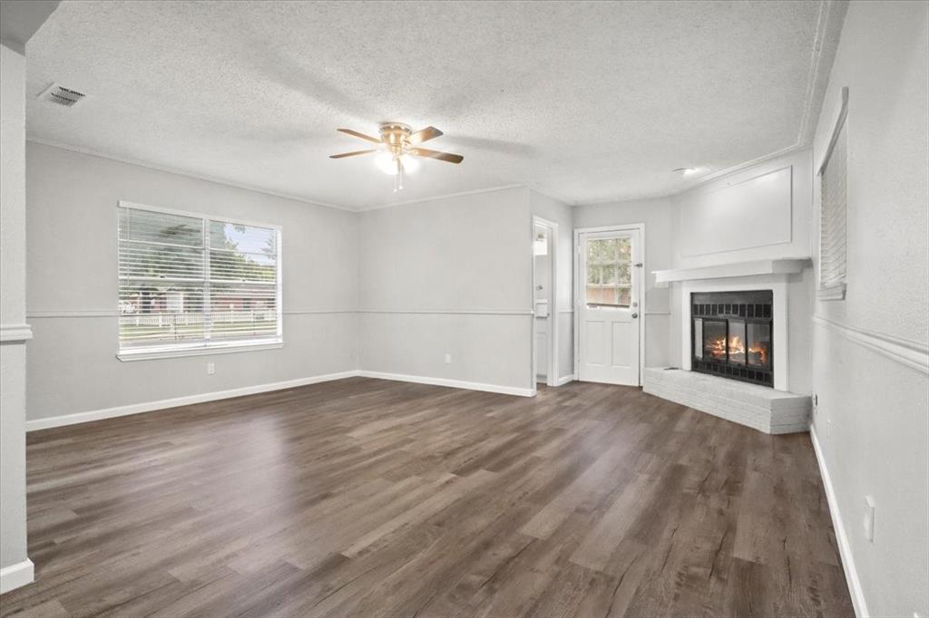 501 Barkridge Trail