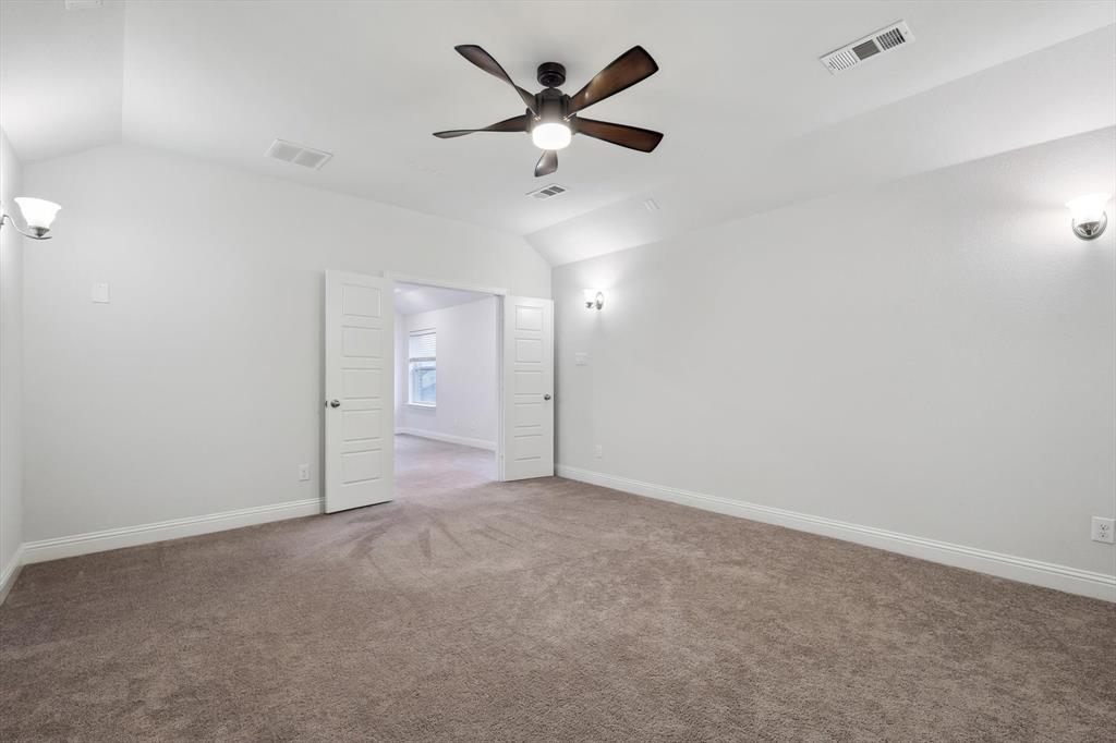 2180 English Ivy Road