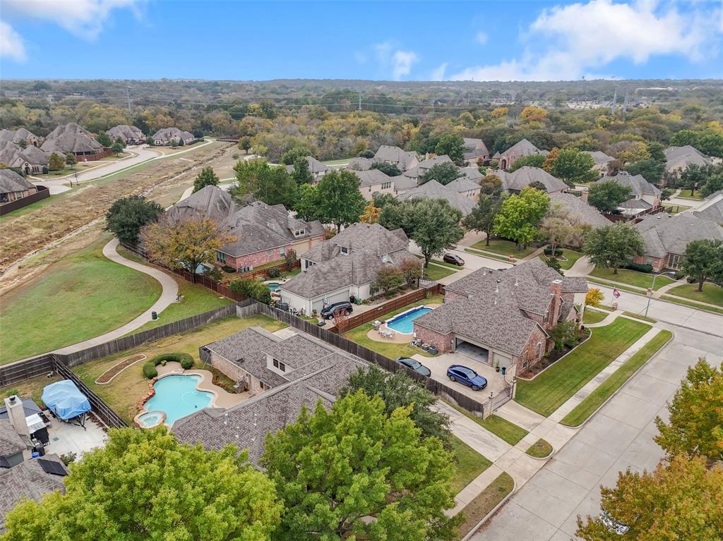 8942 Kingston Court
