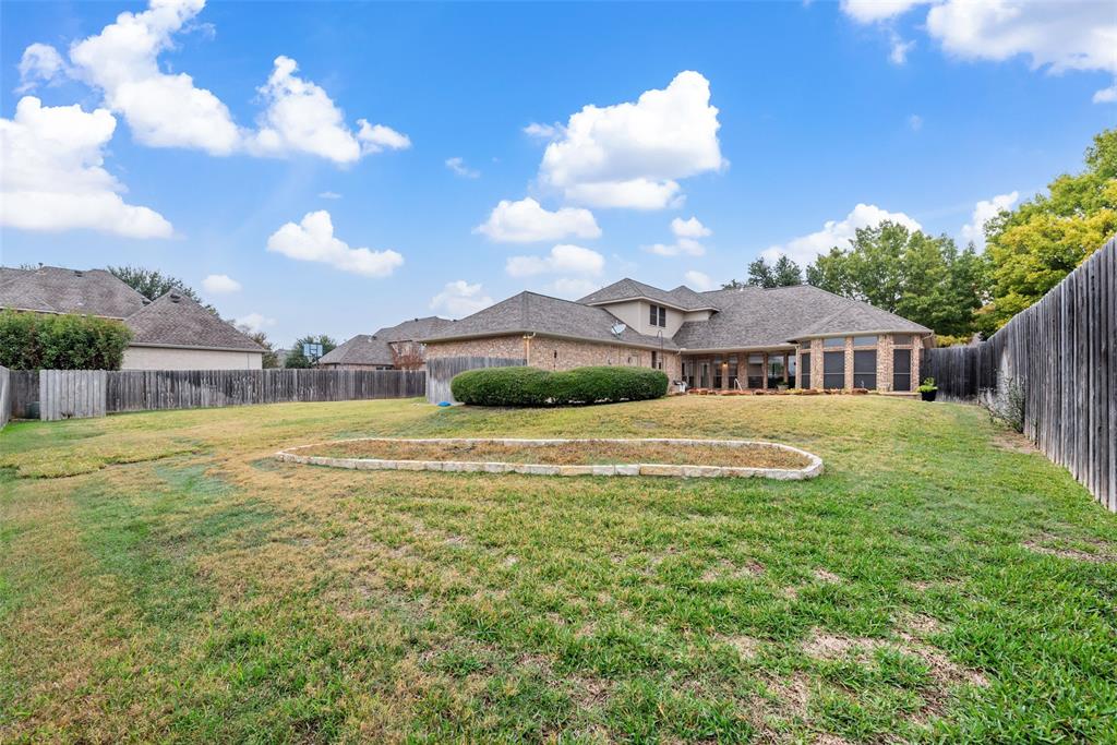 8942 Kingston Court