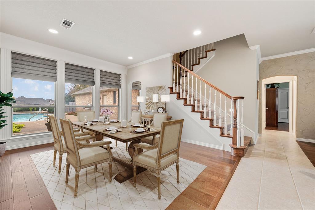 8942 Kingston Court