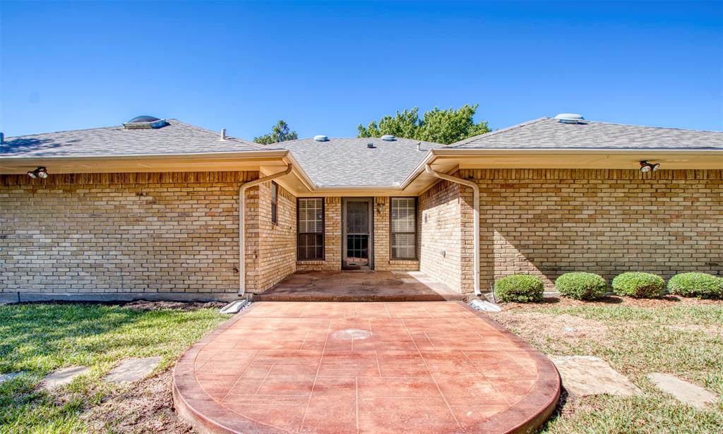 2612 Mariposa Circle