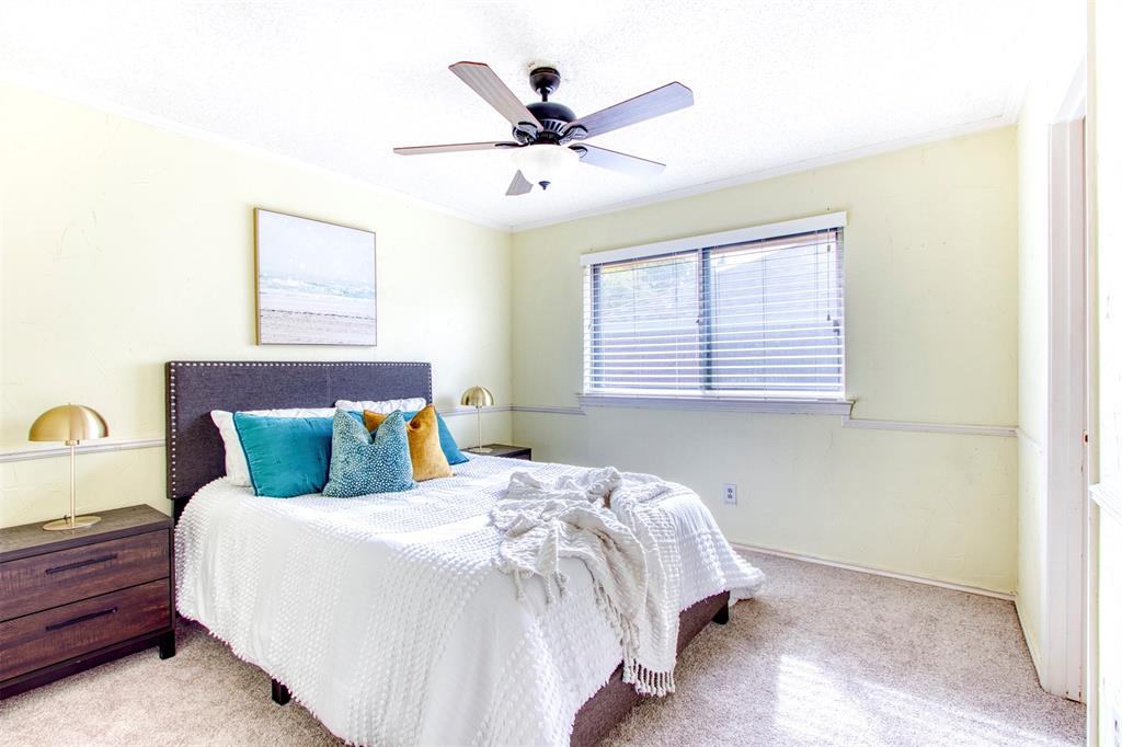 2612 Mariposa Circle