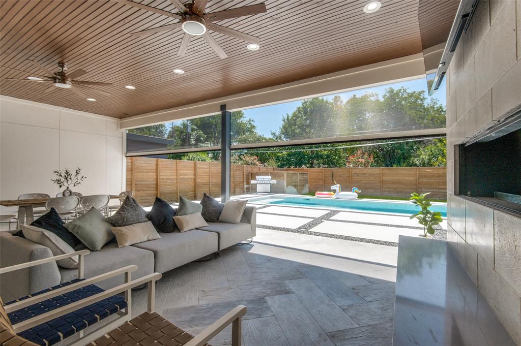 4012 Lively Lane