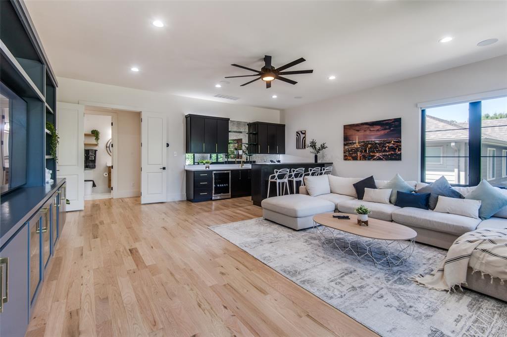 4012 Lively Lane