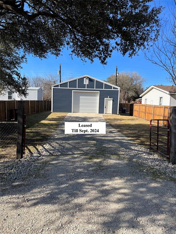 5681 Lesli Lane