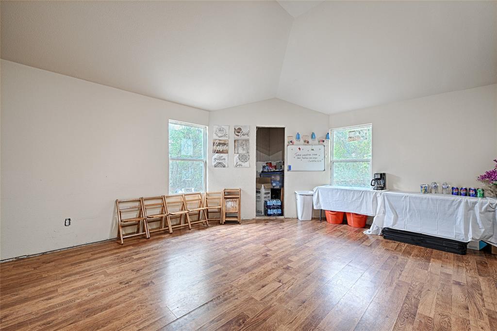 222 S Acres Drive