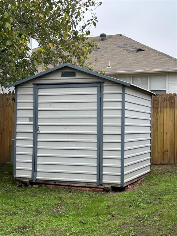 4313 Waterside Court
