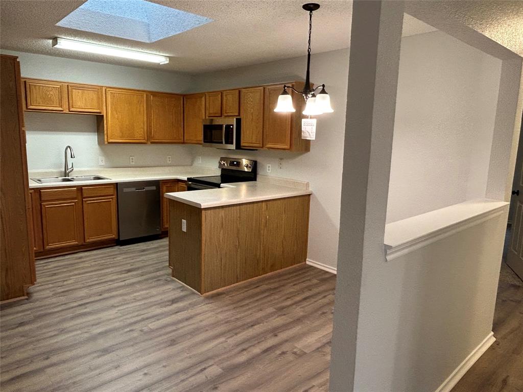 4313 Waterside Court