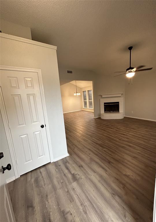 4313 Waterside Court
