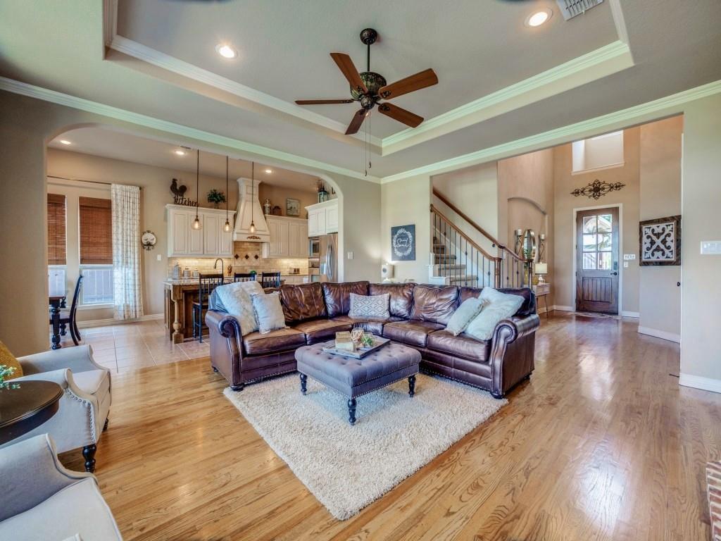 209 Crestbrook Drive