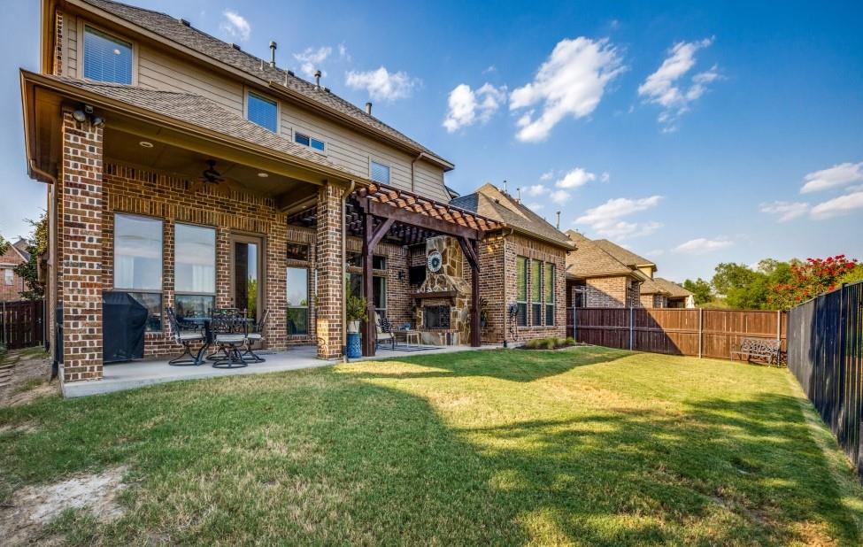209 Crestbrook Drive