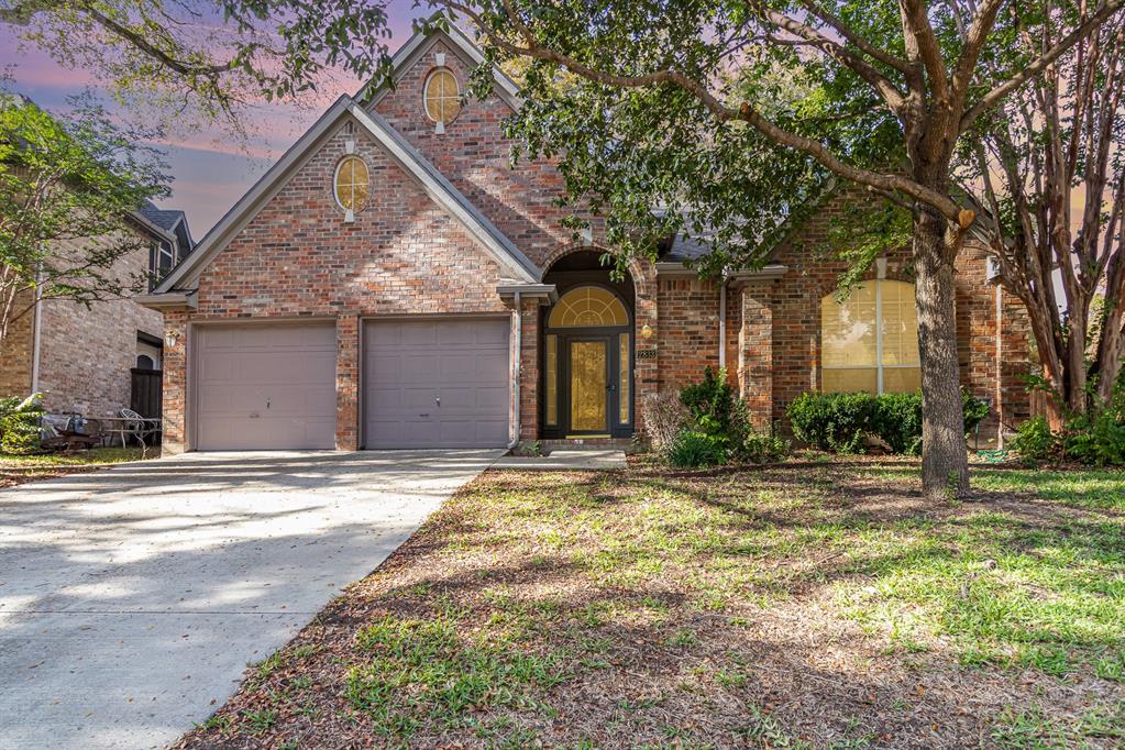 2833 Oleander Drive