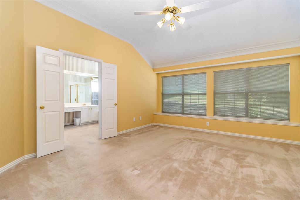2833 Oleander Drive