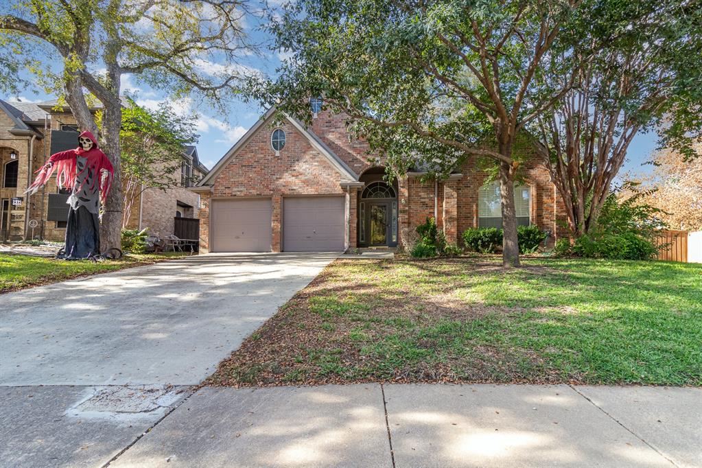 2833 Oleander Drive