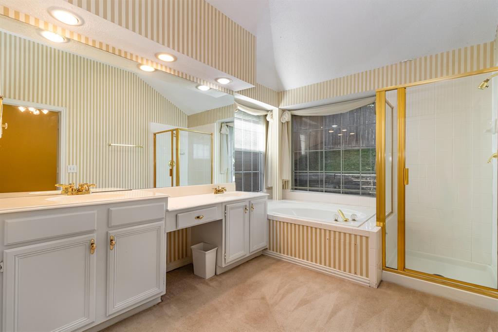 2833 Oleander Drive