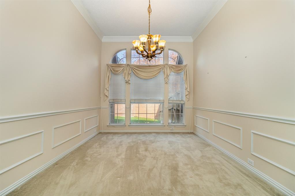 2833 Oleander Drive