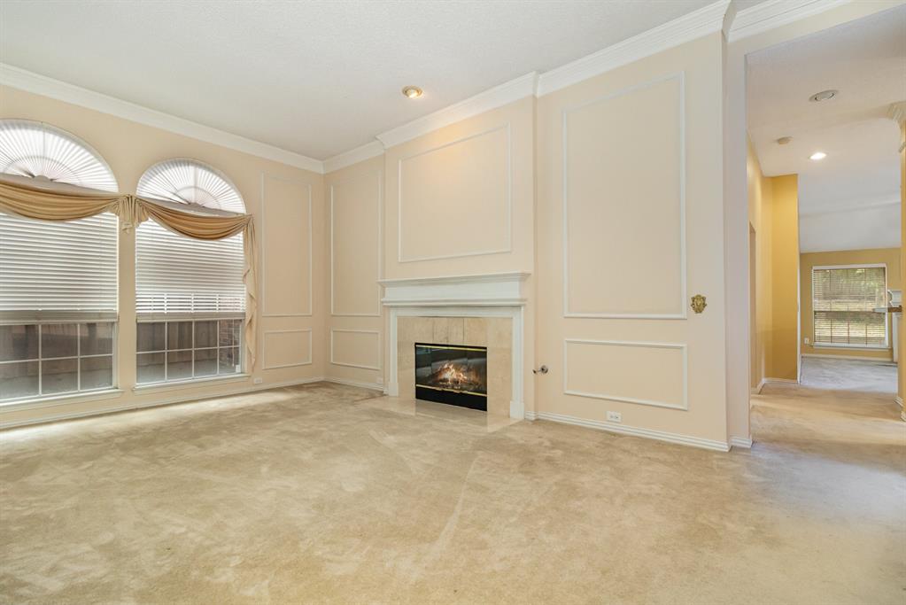 2833 Oleander Drive