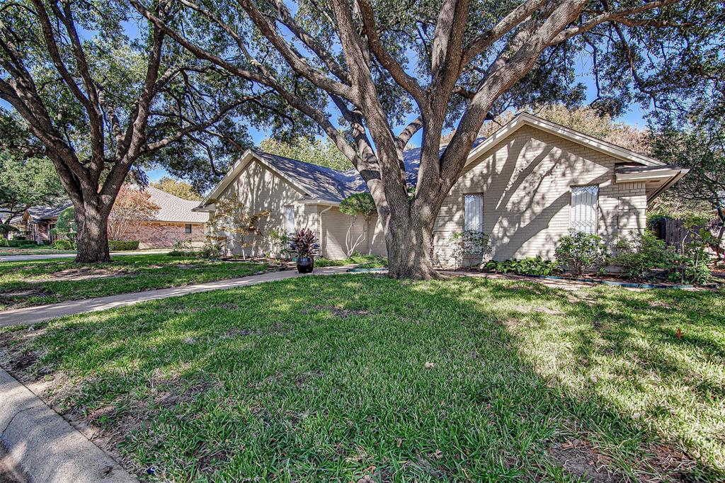 3805 S Shadycreek Drive
