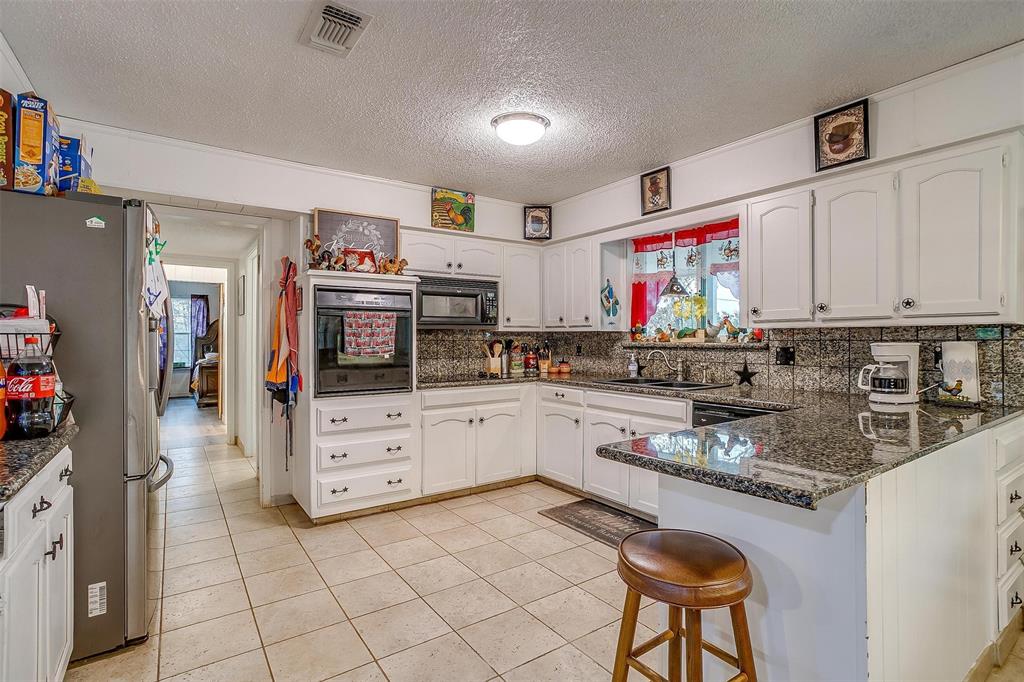 2121 Tarver Road