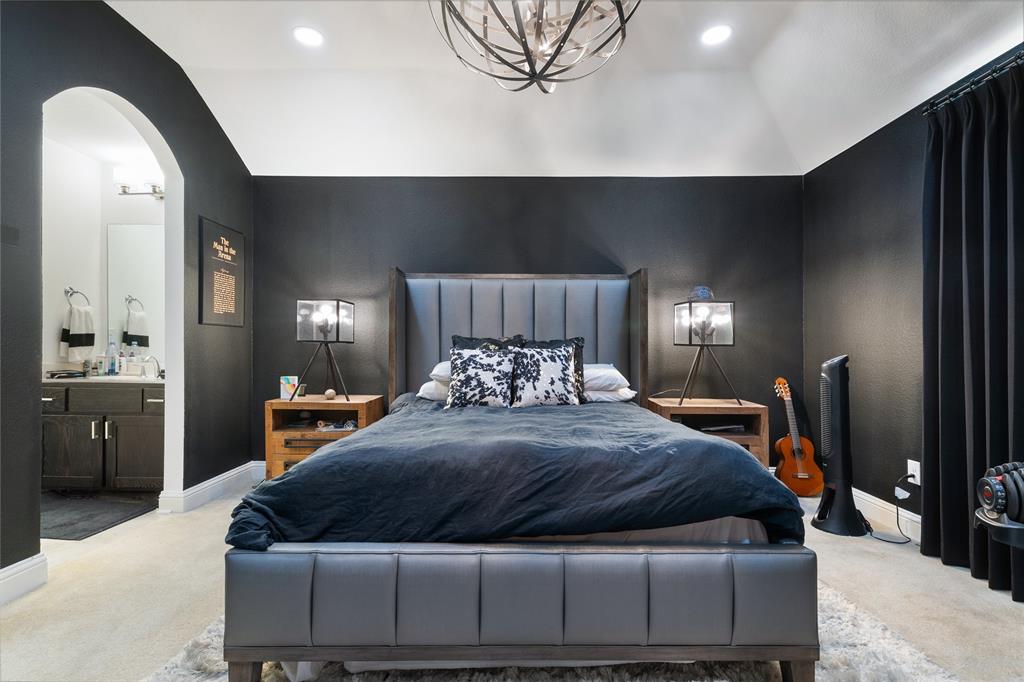 1047 Holford Drive
