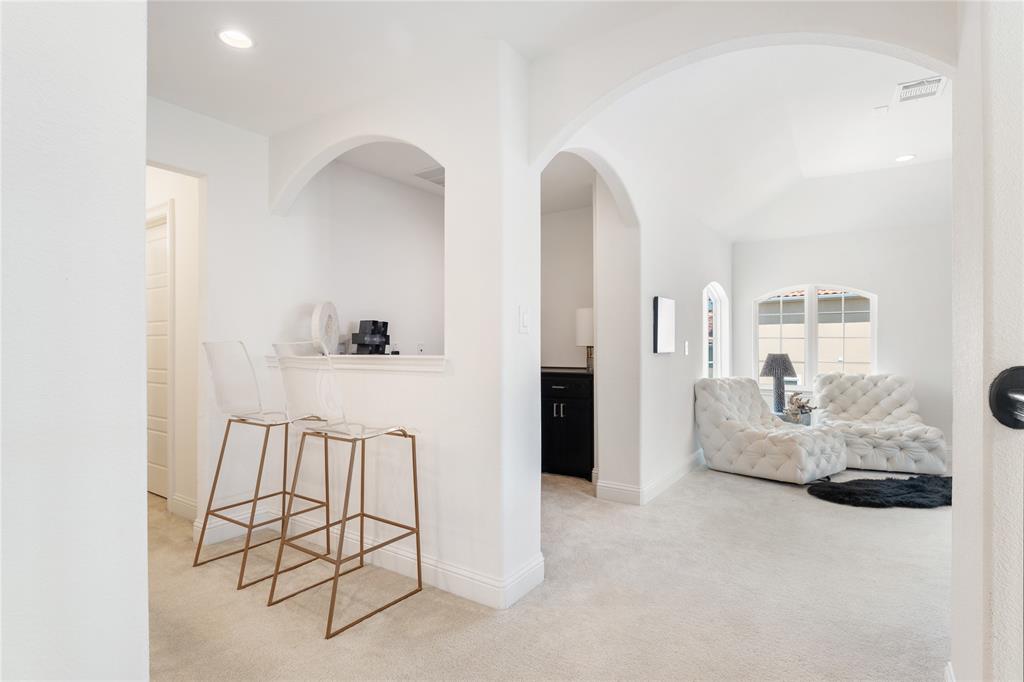 1047 Holford Drive
