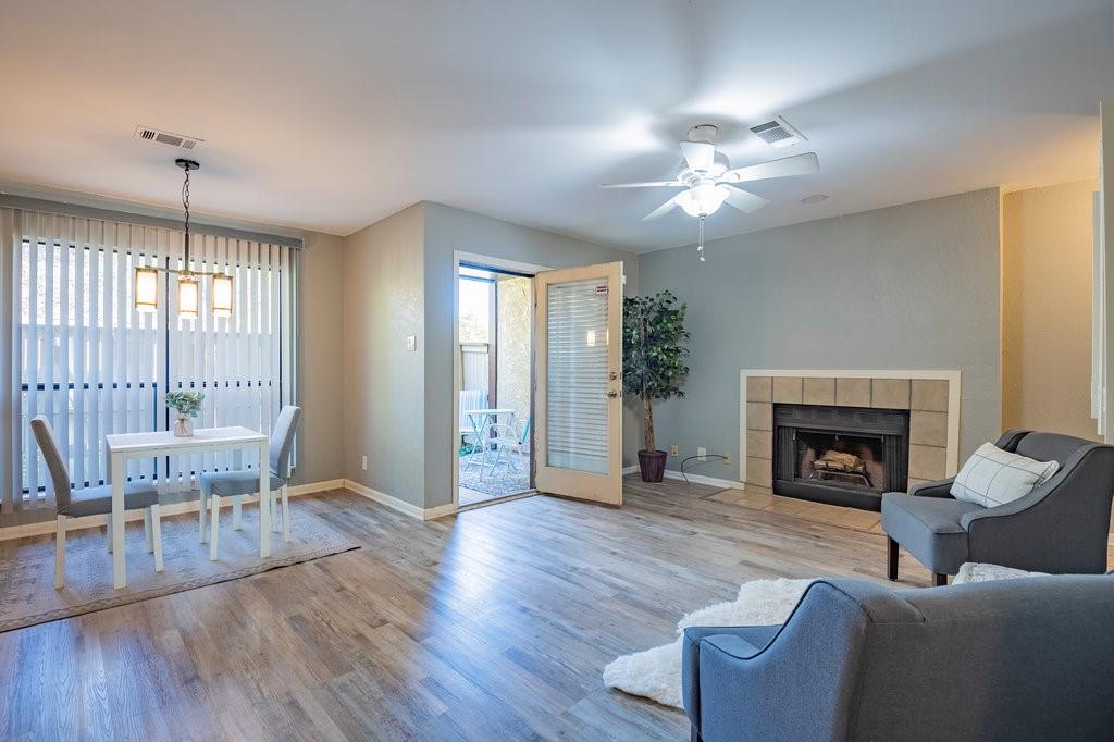 1904 Cloisters Drive, #411