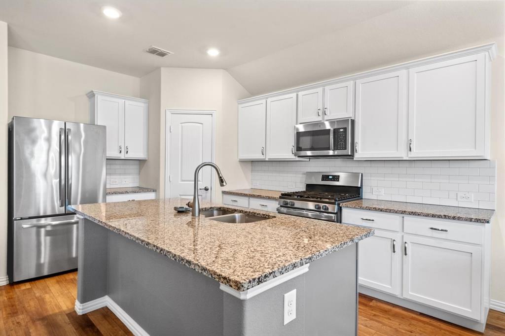 9104 Fall Creek Court