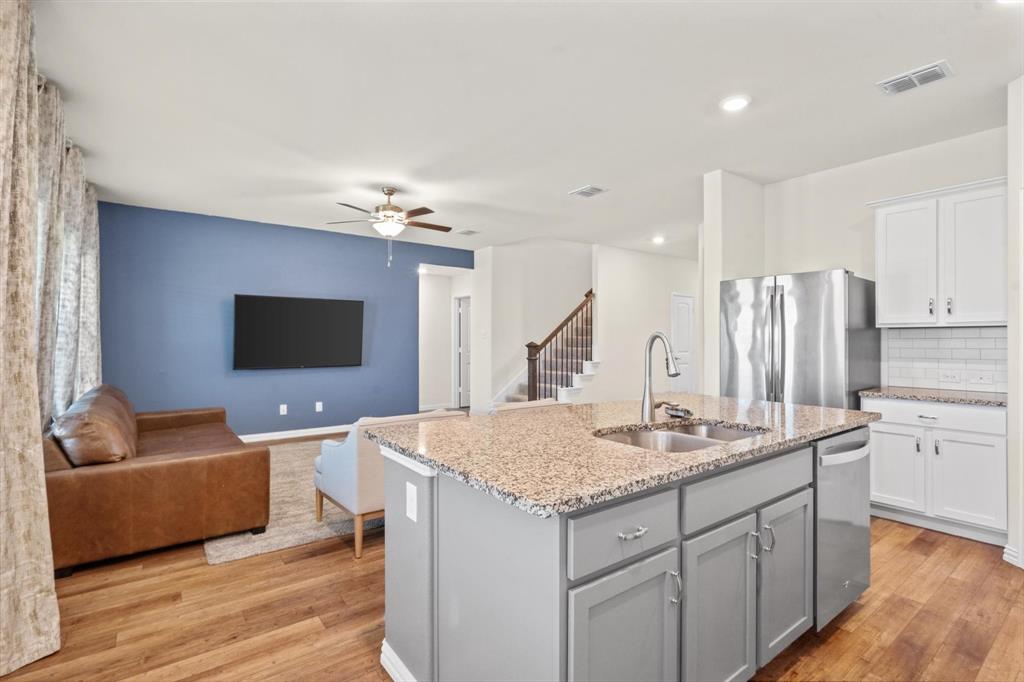 9104 Fall Creek Court