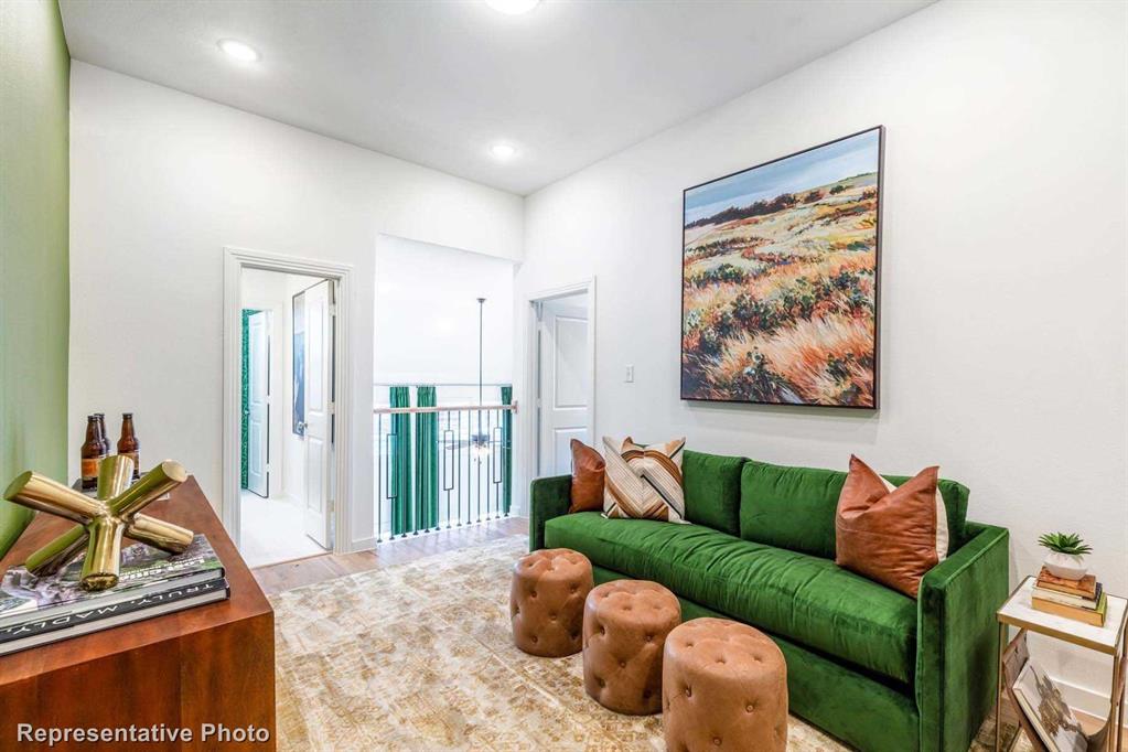 8124 Legacy Oak Drive
