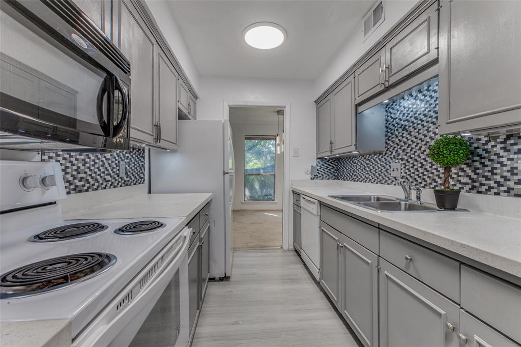 6060 Birchbrook Drive, #258