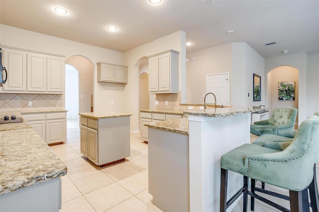 779 Peach Lane