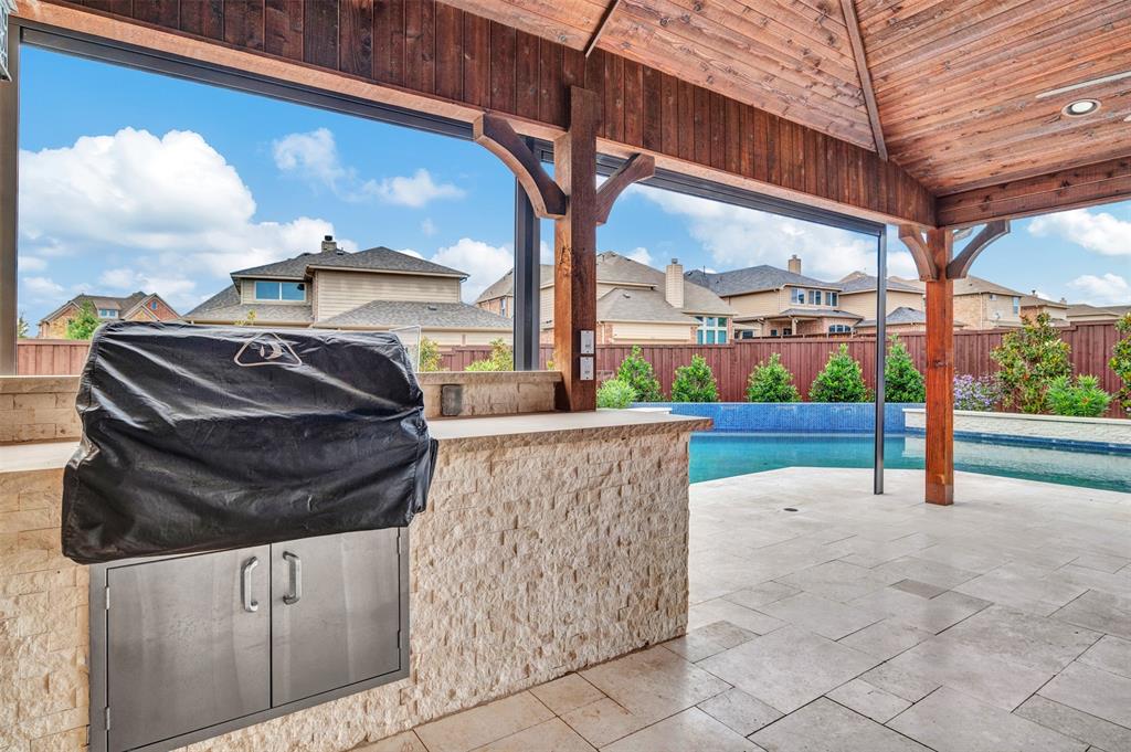 888 Arroyo Lane