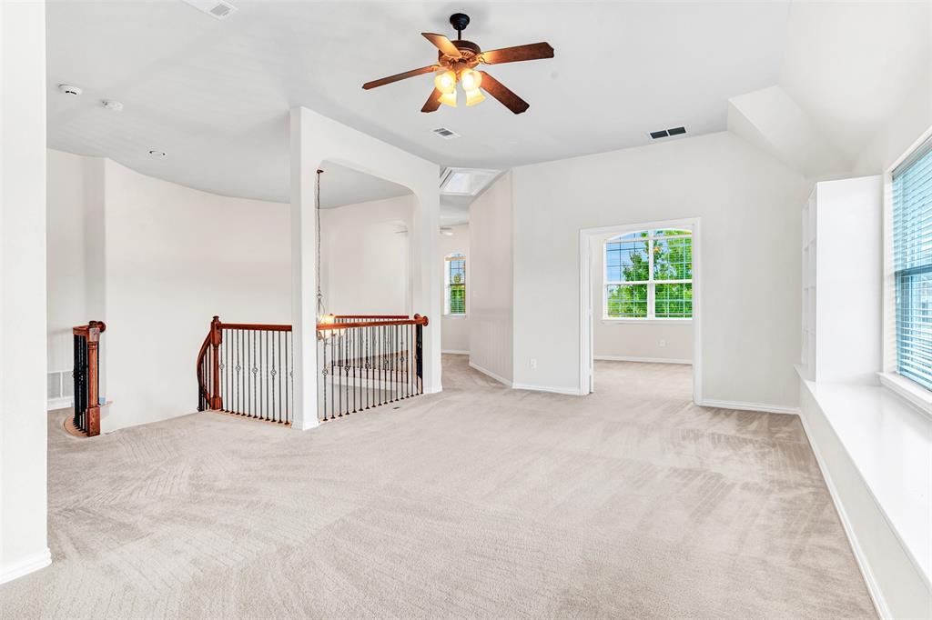 888 Arroyo Lane