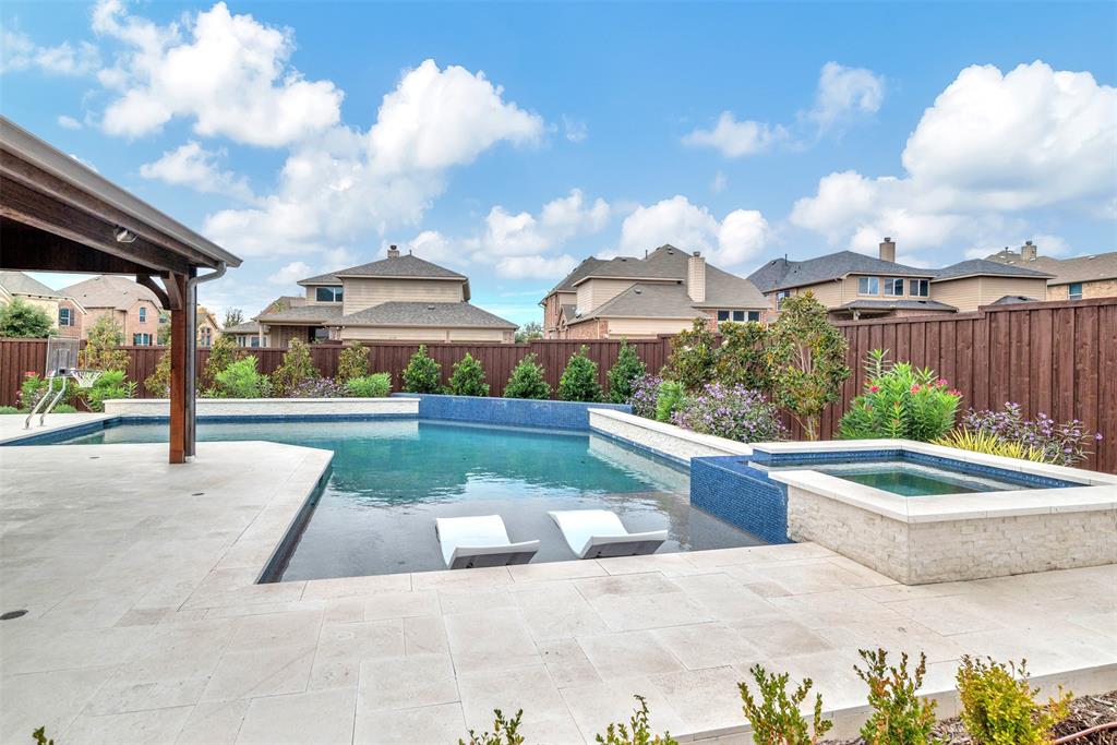 888 Arroyo Lane