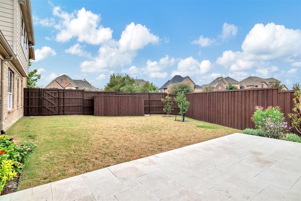 888 Arroyo Lane