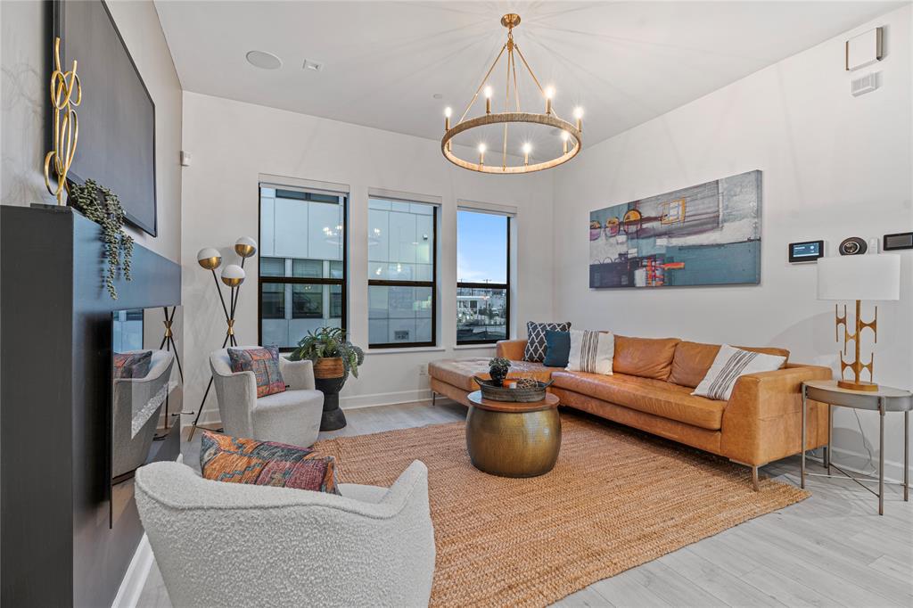 2000 Park Avenue, #106