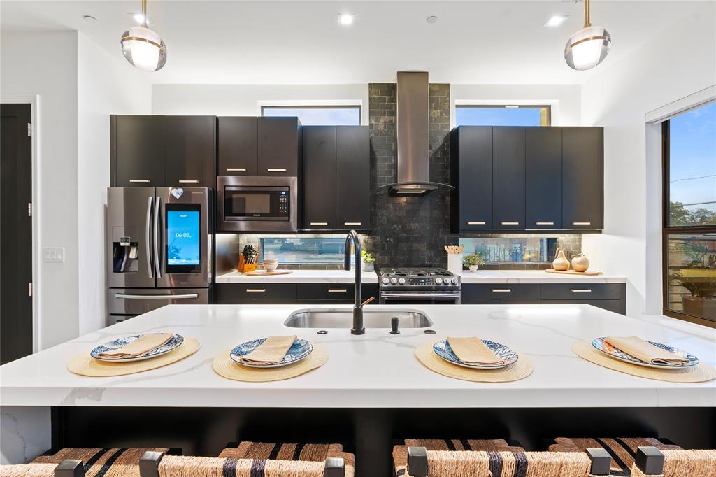 2000 Park Avenue, #106