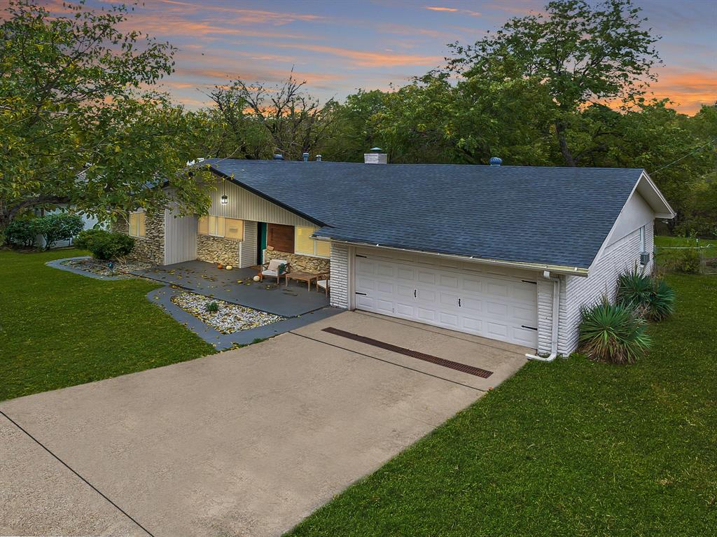 5820 N Hills Drive
