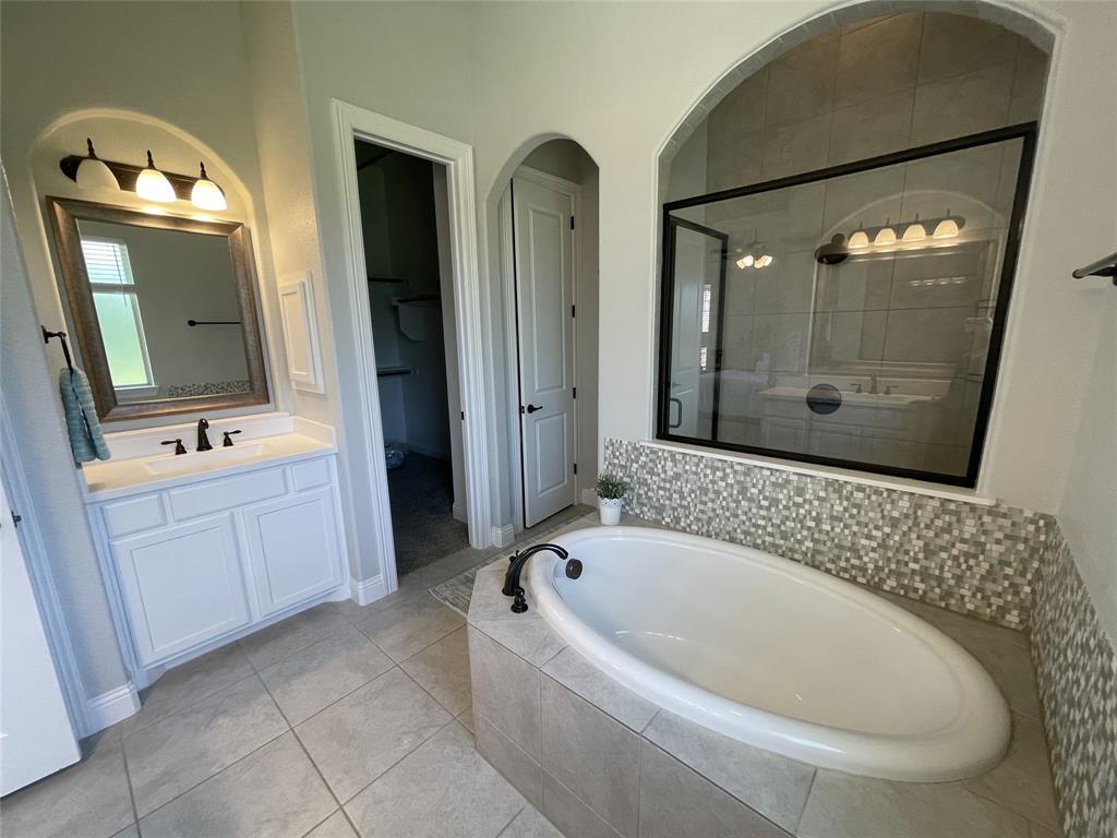 4881 Lockwood Drive