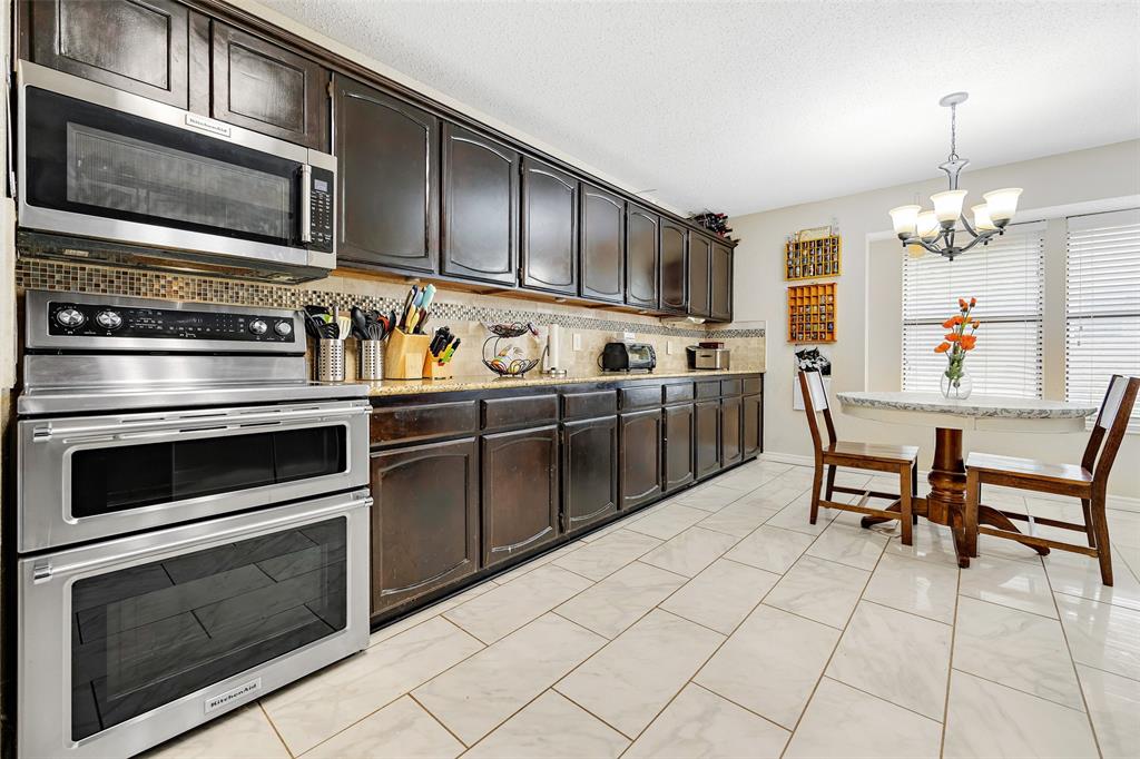 5218 Oak Springs Drive