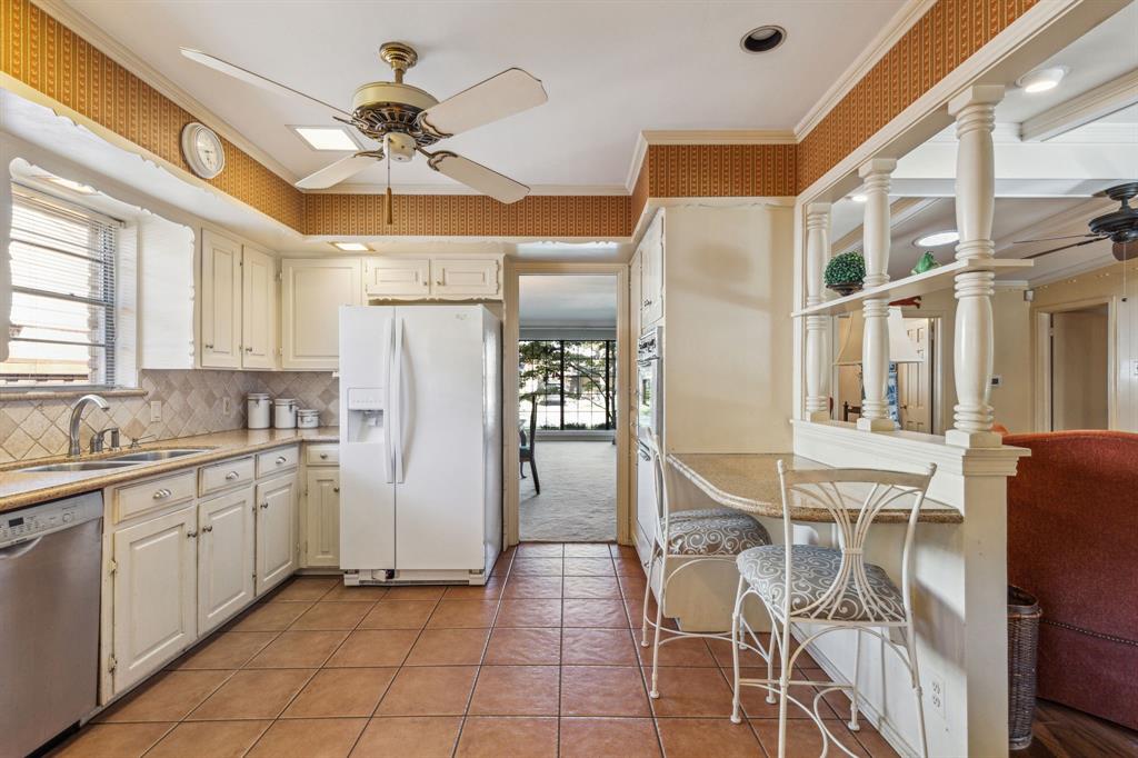 9216 Cliffmere Drive